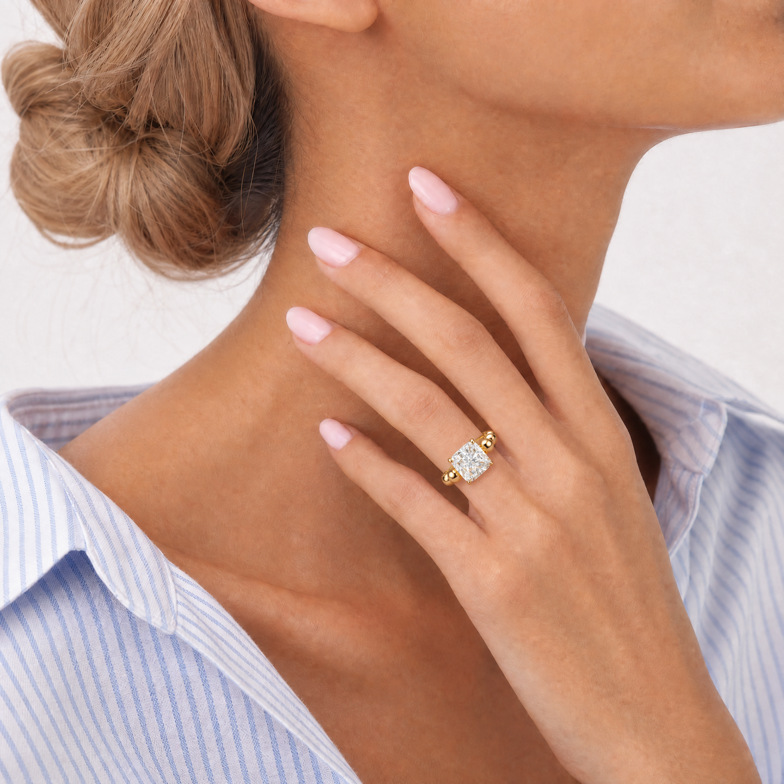 Bubble Band Cushion Cut Moissanite Ring