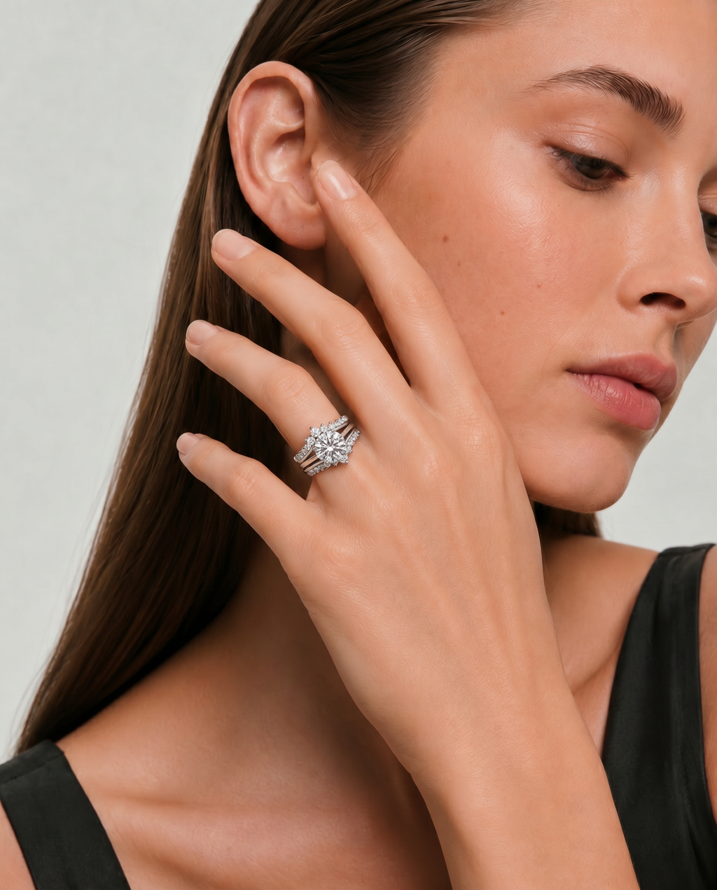 Round Moissanite Crown Halo Bridal Ring Set
